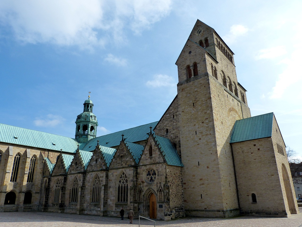 ヒルデスハイムの聖マリア大聖堂と聖ミカエル聖堂 ドイツ連邦共和国 Love Of Christ